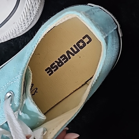 Converse - Picture 5 of 7